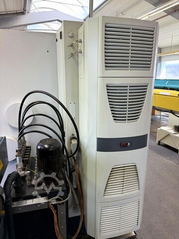 CNC Dreh- und Fräszentrum SPINNER TTS 65 DUPLEX