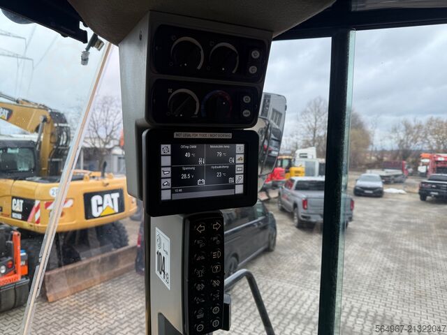 Loader Caterpillar 950M Radlader Klima Kamera SW Waage