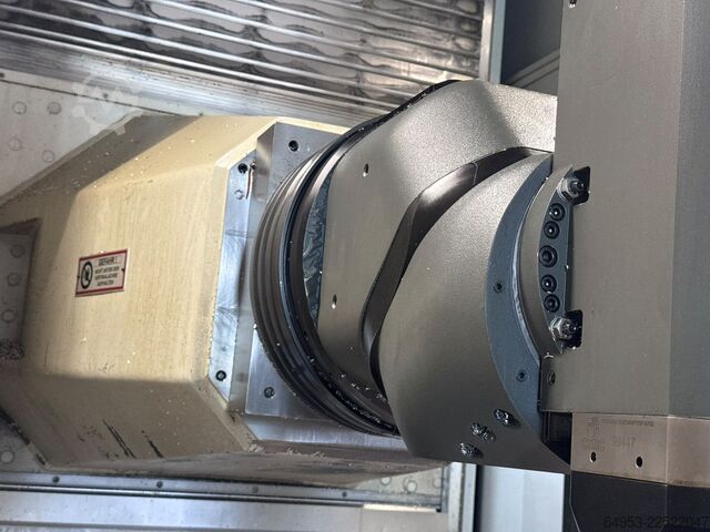 Universal-Bearbeitungszentrum KEPPLER HDC 3000