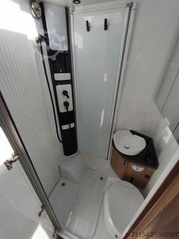 Teilintegriertes Wohnmobil HOBBY Hobby C 680 GE Journey Automatik / Rahmenfens