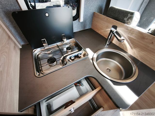 Teilintegriertes Wohnmobil DETHLEFFS Just Go! T 6815 EB  Hubbett,Automatik 5 Sitze