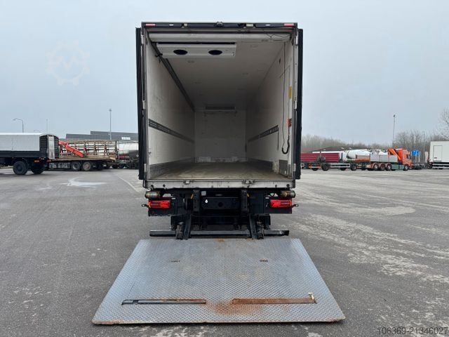 Kühlkoffer-LKW MAN TGS 26.360 6x2*4 Carrier Supra 1250 Mt