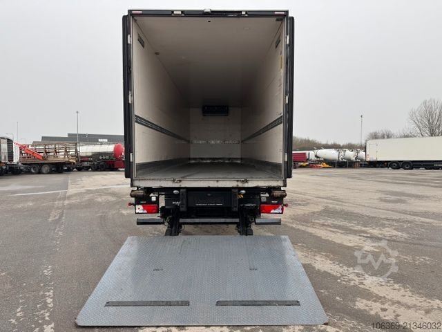Kühlkoffer-LKW MAN TGM 26.340 6x2*4 Euro 6 Chereau / Carrier 9.8 m
