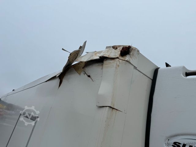 Kühlkoffer-LKW SCANIA P320 6x2*4 Carrier Supra 1250 Mt 9.50 m. box