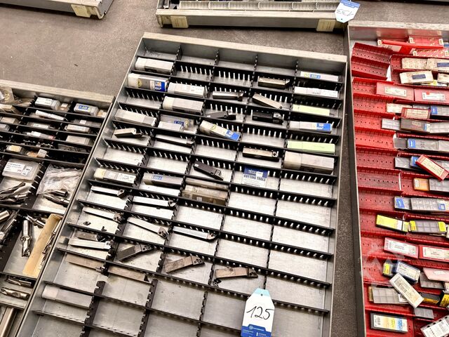 Lot of turning tools nan nan