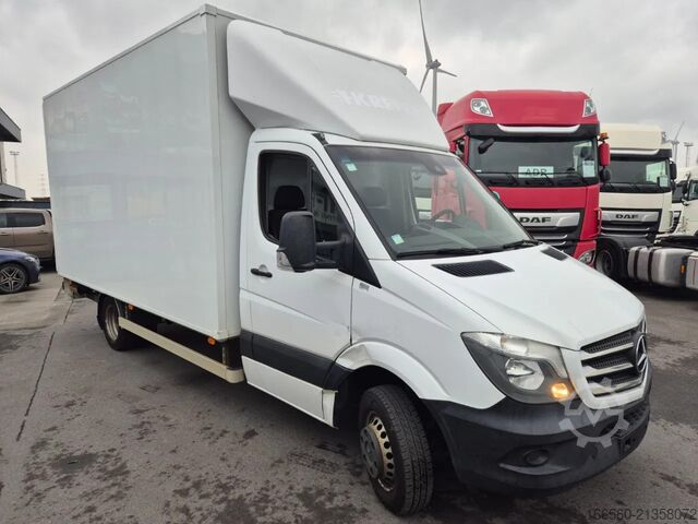 Box truck Mercedes-Benz SPRINTER 516 CDI
