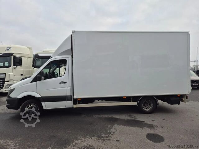 Box truck Mercedes-Benz SPRINTER 516 CDI