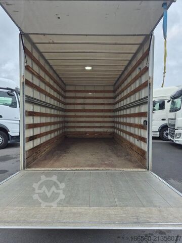 Box truck Mercedes-Benz SPRINTER 516 CDI