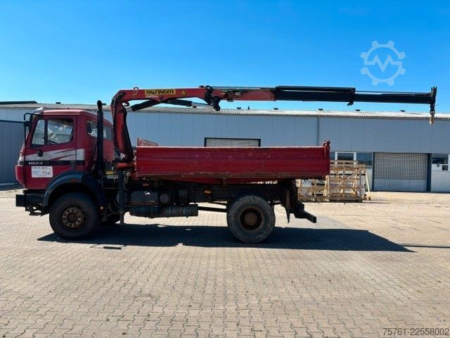 Kipper LKW MERCEDES-BENZ 1824 AK  Kipper Kran