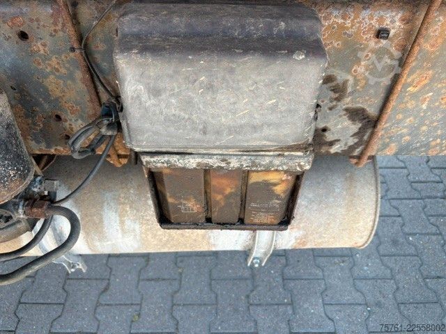 Kipper LKW MERCEDES-BENZ 1824 AK  Kipper Kran