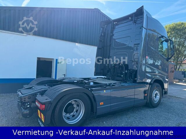 Gefahrgut LKW VOLVO FH 500 - Euro 6-ADR-I-Shift-I-Park cool
