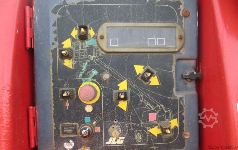 Telescopic boom lift JLG 400 S