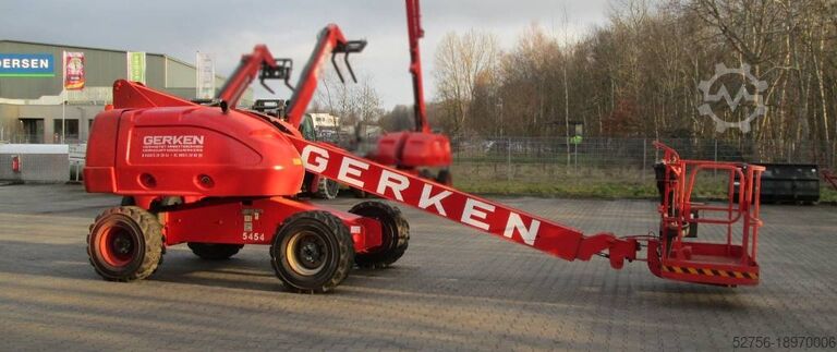 Telescopic boom lift JLG 400 S