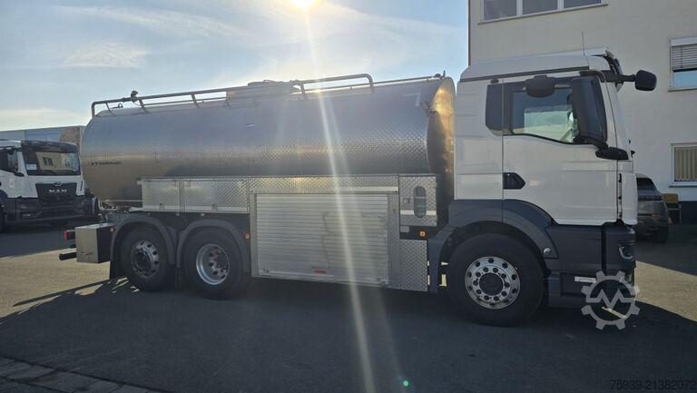 Tanker truck MAN TGS 26.470 6x2