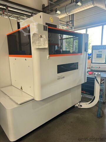 Wire eroding machine +GF+ CUT E600