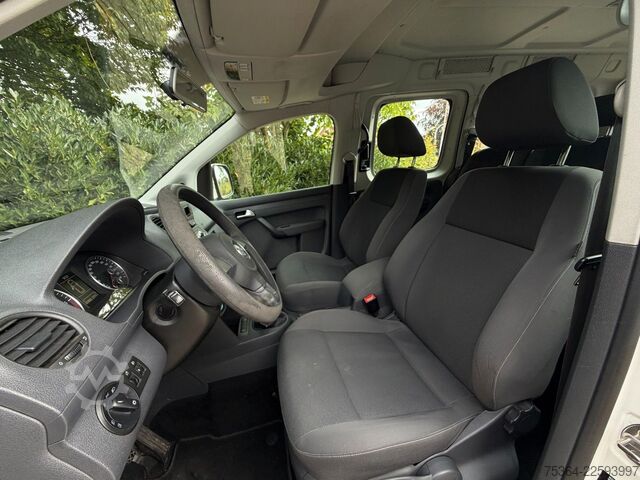 Kleinbus VW Caddy Maxi 1.6 Tdi 5 Sitze Rollstuhlrampe Klima