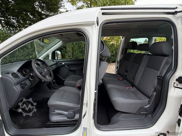 Kleinbus VW Caddy Maxi 1.6 Tdi 5 Sitze Rollstuhlrampe Klima