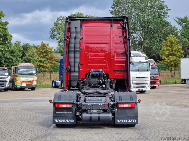 Standard-SZM Volvo FH 13.500 Aero Globetrotter XL 4x2 - New - Full...