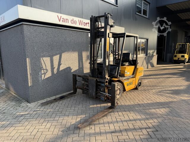 Forklift STEINBOCK BOSS QX25D duplex395 FORK POSITIONER 1992 DIESEL STEINBOCK QX25D duplo395 sideshift 1992 DIESEL