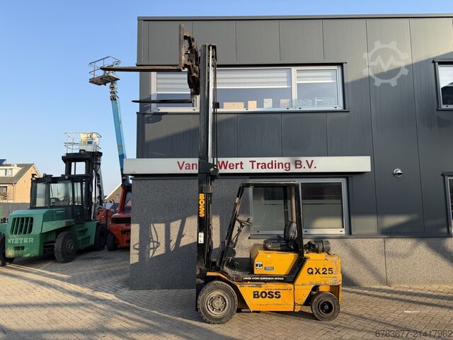 Forklift STEINBOCK BOSS QX25D duplex395 FORK POSITIONER 1992 DIESEL STEINBOCK QX25D duplo395 sideshift 1992 DIESEL