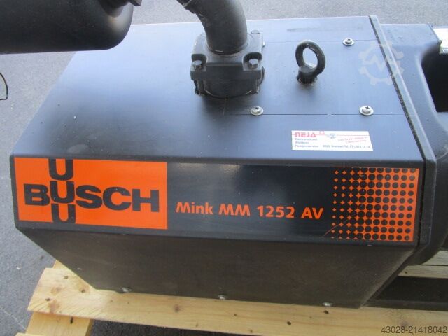 VACUUM PUMP BUSCH MINK MM 1252 AV