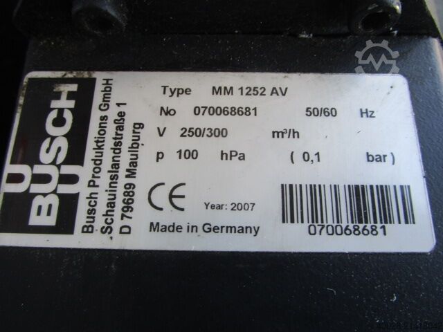 VACUUM PUMP BUSCH MINK MM 1252 AV