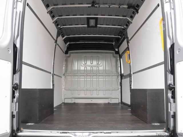 Kastenwagen Iveco E SuperJolly J35F20EV