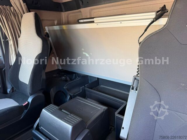 Kipper LKW MAN TGX 33.500 6x4 Kipper Kran PK19.001 Funk Greifer