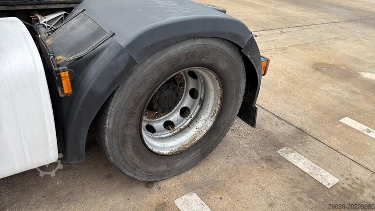 Standard tractor DAF XF 105.460 (BOITE MANUELLE / MANUAL GEARBOX)