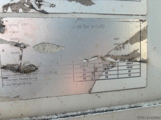 Walking floor semitrailer KRAKER CF 200  92 cbm