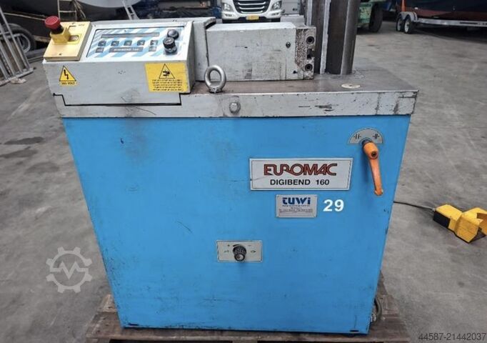 Punching and nibbling machine Euromac Digibend 160