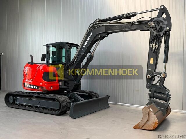 Midi-Bagger Eurocomach ES 85 ZT Powertilt