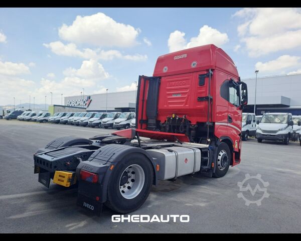 Standard SZM IVECO TRATTORE STRADALE IVECO S-WAY 480 CON ADR