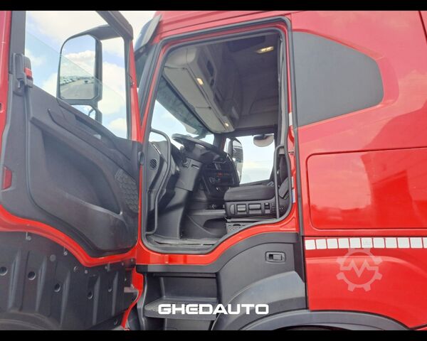 Standard SZM IVECO TRATTORE STRADALE IVECO S-WAY 480 CON ADR