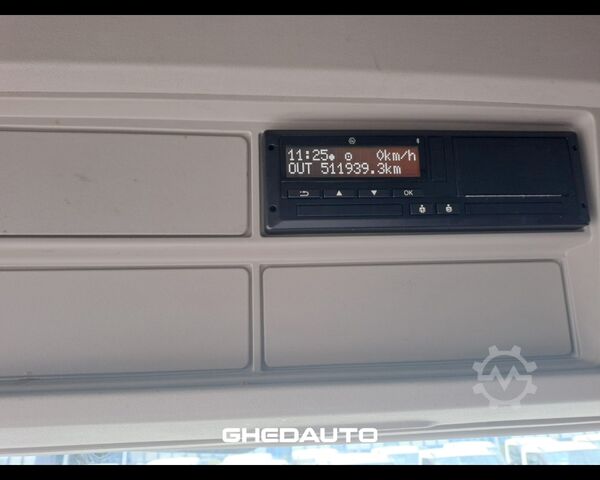 Standard SZM IVECO TRATTORE STRADALE IVECO S-WAY 480 CON ADR