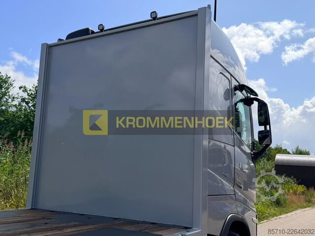 Autotransporter Volvo FH 500 8x2 Machine transporter | Nieuw