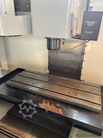 Vertikales Bearbeitungszentrum MIKRON VCE 750