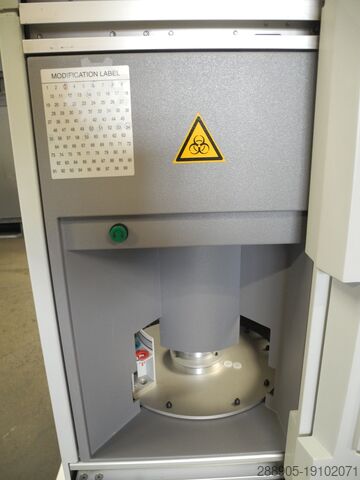 Blood analysis system Ortho Clinical Diagnostics AutoVue Innova