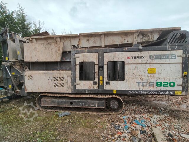 Slow speed shredder Terex TDS820