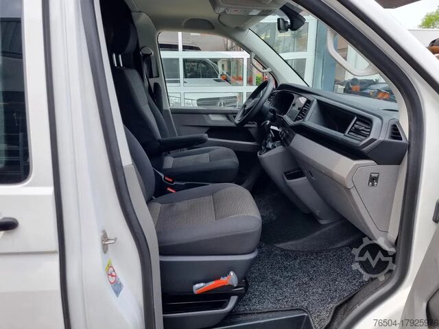 Delivery van Volkswagen Transporter 2.0 TDI 150 PK DSG Automaat Euro 6