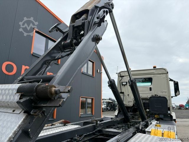 Roll-off tipper truck MERCEDES-BENZ Arocs 4145 8x4 Abrollkipper MEILLER RS 26.60L
