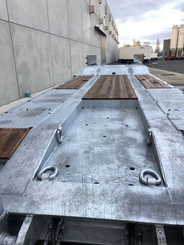 Tieflader Anhänger Möslein T 4 VB H1  neuer 4 Achs Tieflader hydraulischen Rampen