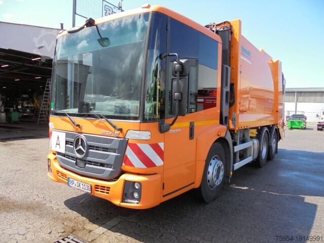 Müllwagen Mercedes-Benz Econic 2630 L 6x2-4 / Zöller Medium X4