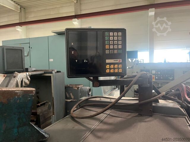 Leit-/Zugspindeldrehmaschine Colchester Triumph 2500