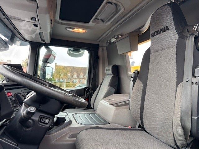Wrecker SCANIA XT410-8X4-TRIDEM/SEILWINDE/HYDR RAMP/FUNK/TOP