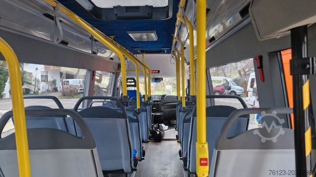 City bus IVECO Daily Heckniederflur Elektro City Stock