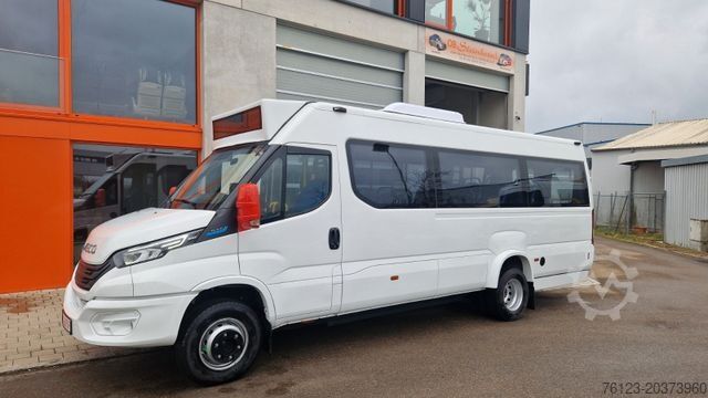 City bus IVECO Daily Heckniederflur Elektro City Stock
