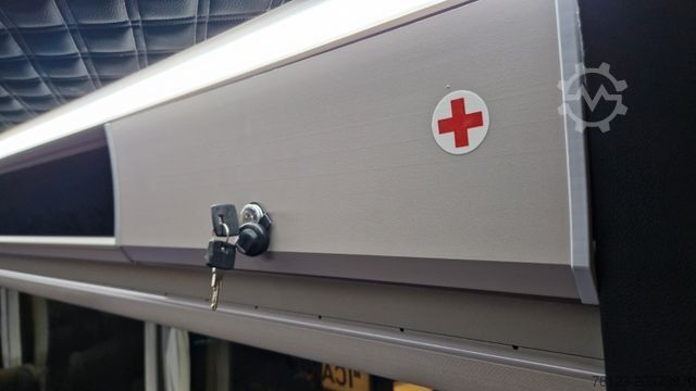 Minibus MERCEDES-BENZ Sprinter 519 29 SchlafsesselVorlauffahrzeug