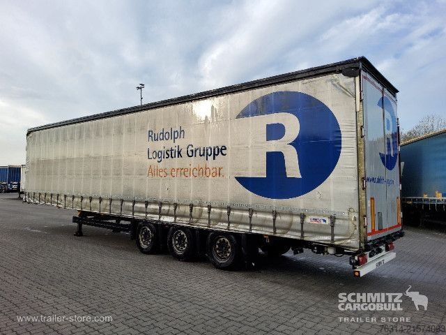 Auflieger mit Pritsche & Plane Schmitz Cargobull Curtainsider Mega Getränke