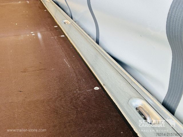 Auflieger mit Pritsche & Plane Schmitz Cargobull Curtainsider Mega Getränke